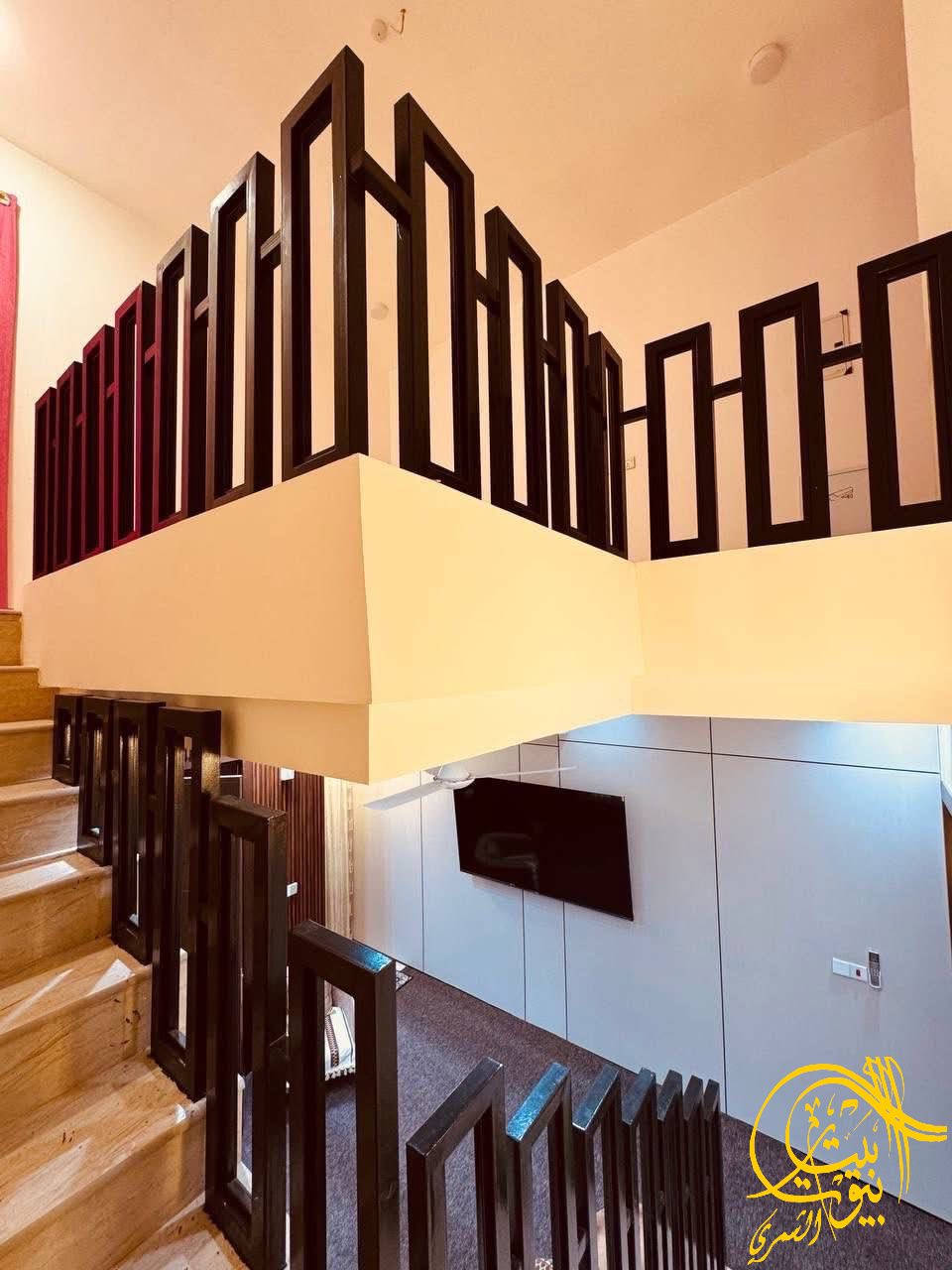 🏡 بيت للبيع - بناء حديث درجة أولى 🔥
📍 الموقع: حي الزيتون - نادر الثانية
📏 المساحة: 100 متر
🏠 طابقين
✨ المواصفات: 3 غرف نوم، 3 مجمعات صحية، استقبال، هول، مطبخ، منور، تأسيسات كهربائية راقية.
🛋️ يباع مع الأثاث حصراً: 4 سبالت، شاشة 62، تخم، غسالة، كاونتر وأجهزة كهربائية كاملة.
💰 السعر 146 غير قابله للتفاوض من غير سعر الاثاث  : مكتب بيت بيوت - علي عذاب 📞 ***********
 آخر العروض على التلگرام : https://t.me/aliathabb ￼
