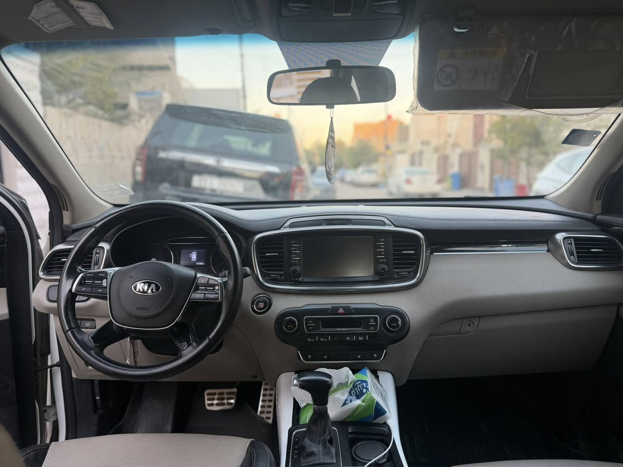 السلام عليكم سيارة سورنتو 2018 مواصفات 2020 فول مواصفات مكانها بغداد حي الجهاد اي استفسار على هذا الرقم  ***********
