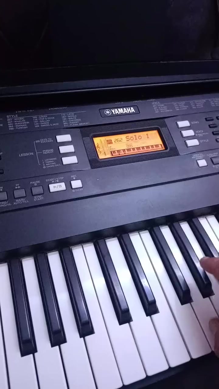 السلام عليكم ياماها 350 أخو الجديد السعر 280 ألف نهاية بدون عمله مكان بغداد  الزعفرانيه شراي خابر ***********
