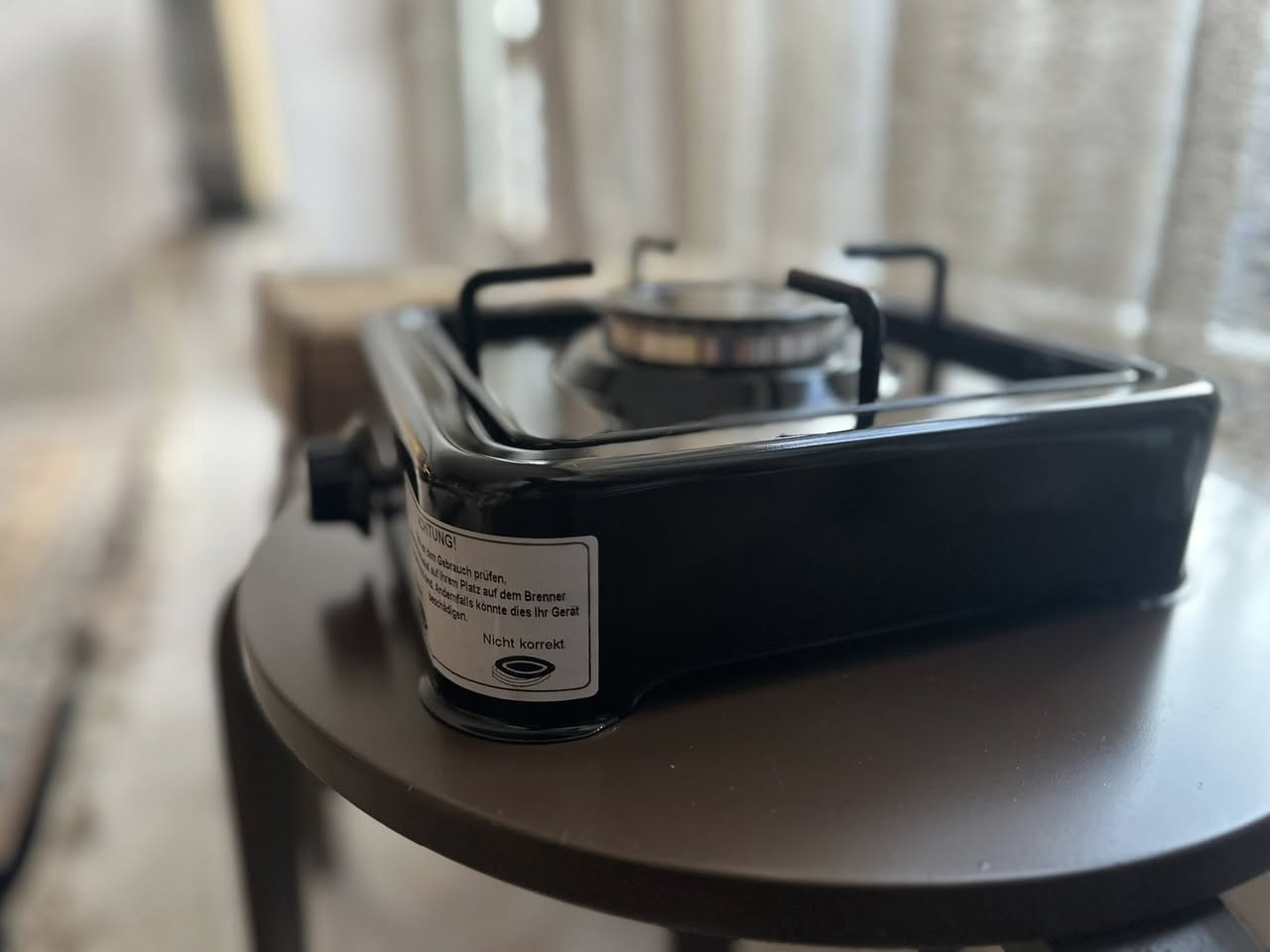 طباخ سفري جديد غير مستخدم قنينة غاز خارجية وكما واضح بالصور


**إذا كنت صاحب هذا الإعلان وتريد حذفه لأي سبب، رجاءا أرسل رسالة إلى الدعم الفني**