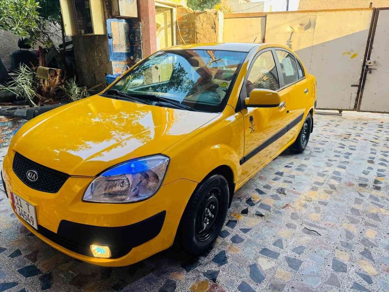 كيا ريو موديل 2008 السعر 77
وارد امريكي حادث هلال جاملغ خلفي 
مكينة 1600دوش قطرتين 
كير مكينة صدر تبريد حدادية 
تخم تاير شاشة كهربائيات جاهزة مابيها نقص 
رقم بغداد 11انكليزي مصفر هيئة وغرامات 
سنوية لغاية 31 مكاني بغداد البلديات الأتصال على الرقم 
*********** بغداد, العراق
