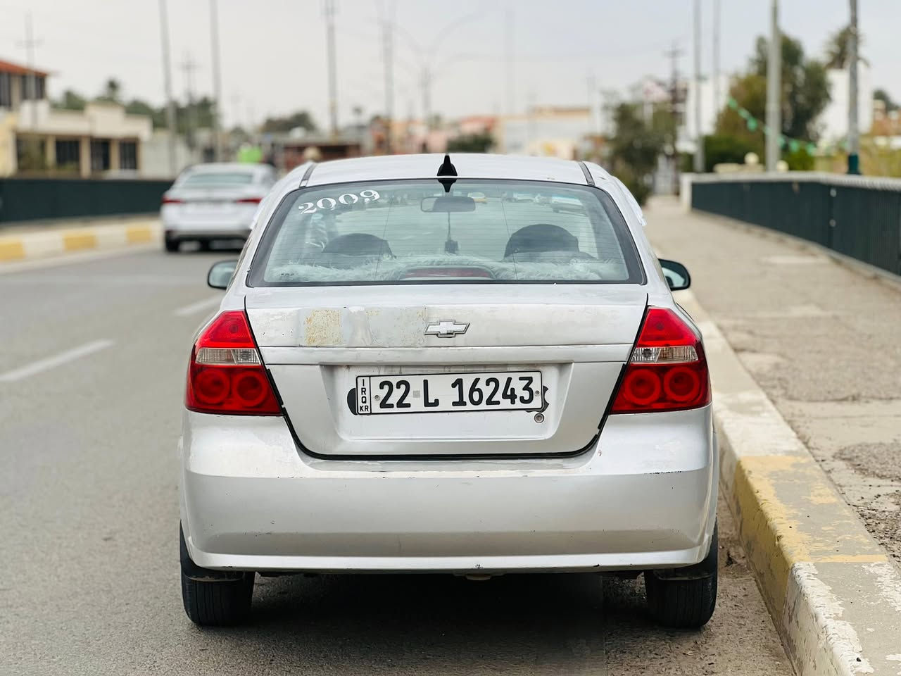 سلام عليكم … للبيع  سياره افيو شوفرليت مكينه 16 گير اوتو بلاد جديده موديل 2009 رقم انكليزي جديد سنويه صاقطه هاي الشهر ثالث  تاريخ 14 يعني اليوم و ب اسمي اب شرط وكاله او تحويل السياره ناعمه كلش اربع جامات كهربائي + تبريد و تدفئه شغال والسونار موجود بالصور مكان السياره ديالى خانقين  . للاستفسار اكثر اتصل ‭٠٧٧٠ ٠٨٦ ٧٥٦٨‬
