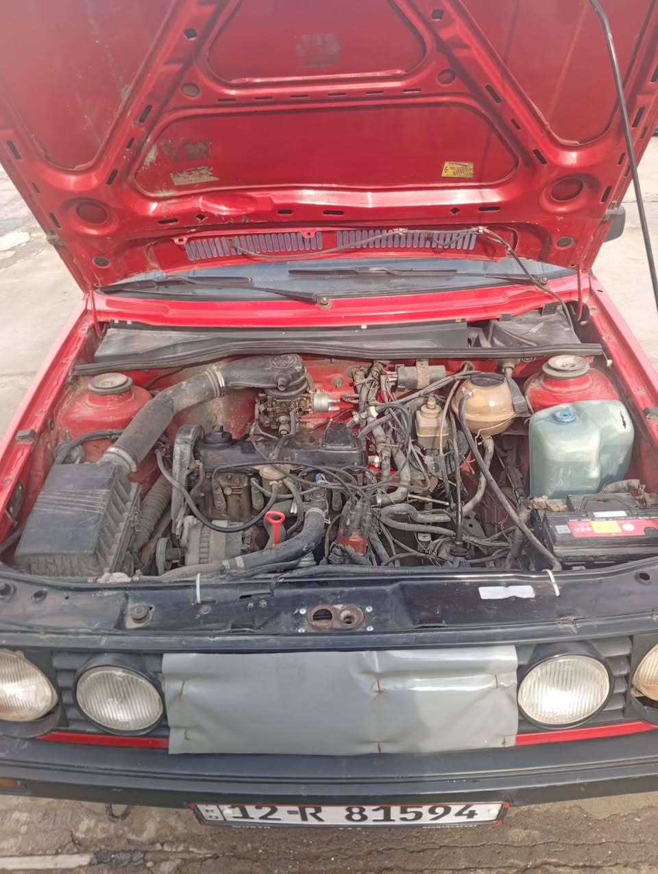 السلام عليكم....
سياره كولف للبيع
موديل 91
السعر 33 وبيها مجال 
للاستفسار عالرقم 
***********
