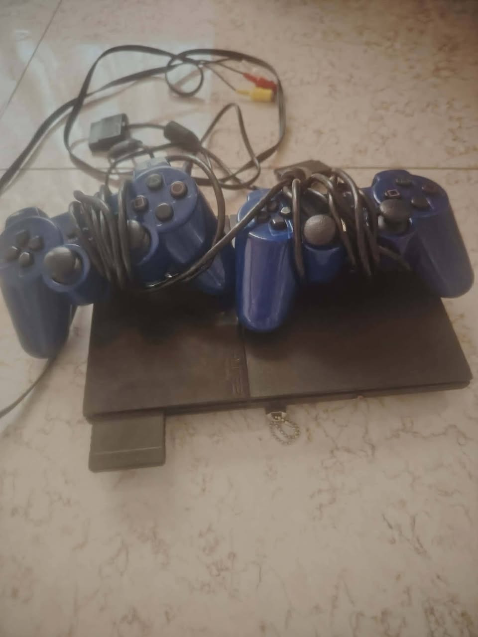 غراض للبيع سعر ثلاجي 55
الميز25
سوني 35
نضافي كلش


**إذا كنت صاحب هذا الإعلان وتريد حذفه لأي سبب، رجاءا أرسل رسالة إلى الدعم الفني**