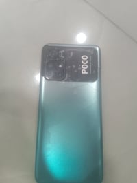 بوكو 5G • شاشة مبدلة • واي فاي بلوتوث