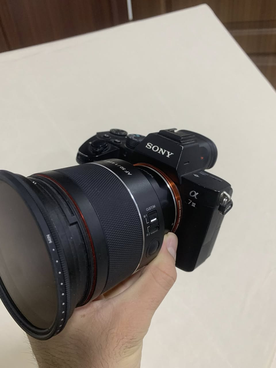 كامرة سوني a7iii مارك 3 
سعر بدي فقط 1300 و بي مجال
مكاني النجف 
***********
