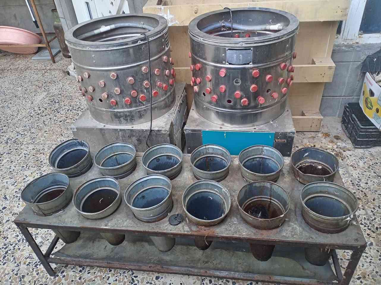 صباح الخير. لعدم التفرغ معروض للبيع هلاسة عدد 2وميز وسنك وقفص طابقين وكبوسات مع ميزهم وطباخ عين كبيرة في الكوت حي الزهراء مجاور دكتور مثيل ***********
