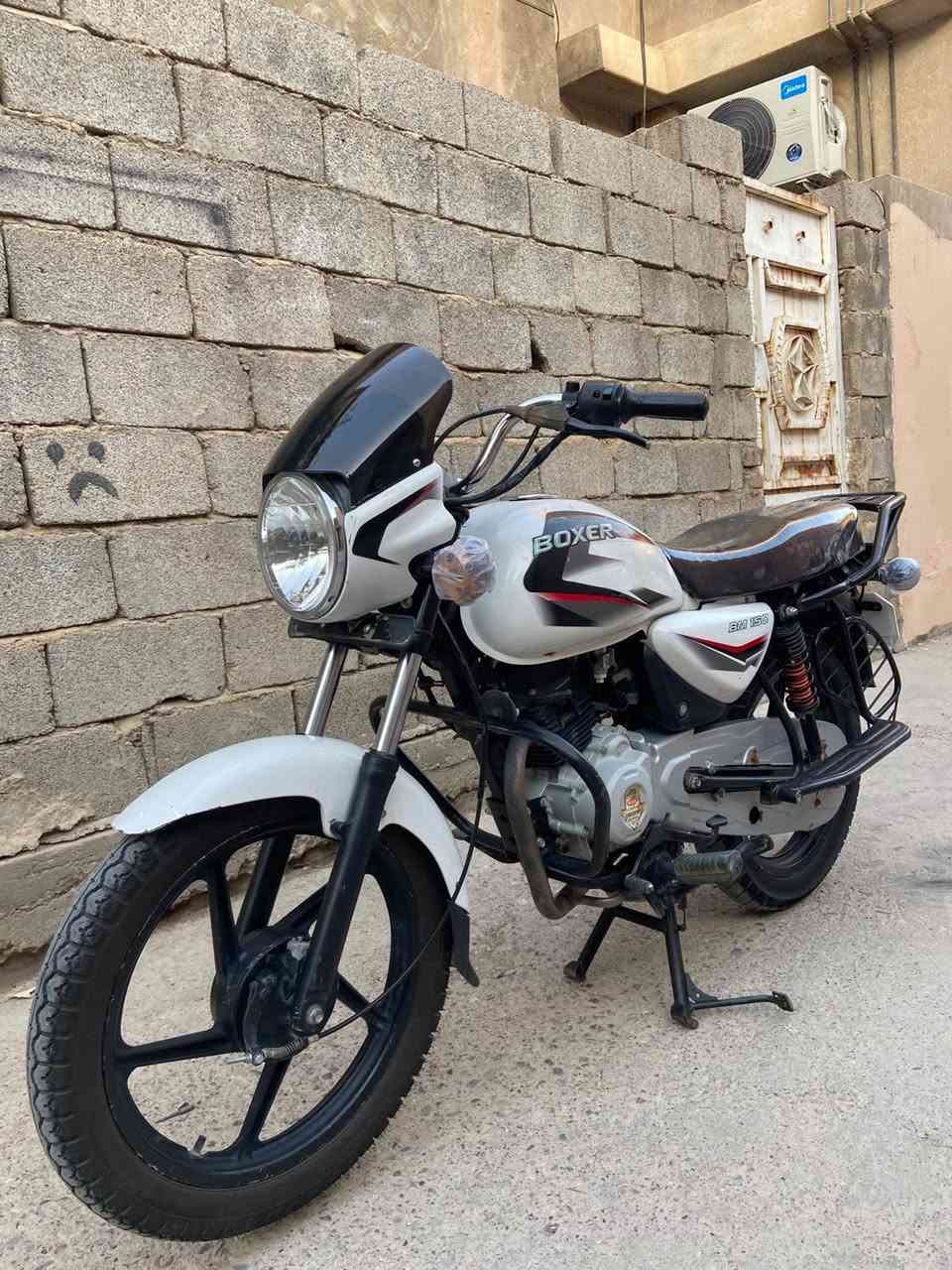 بوكسر 2021
اواراق اصولية شرط الترقيم حتى القرص ساحبة 
بيها بداية تبخير بس شرط مكينة خرسة عدا هاي مكفولة الدراجة 
السعر 950 مكاني بعقوبة خرنابات ***********

