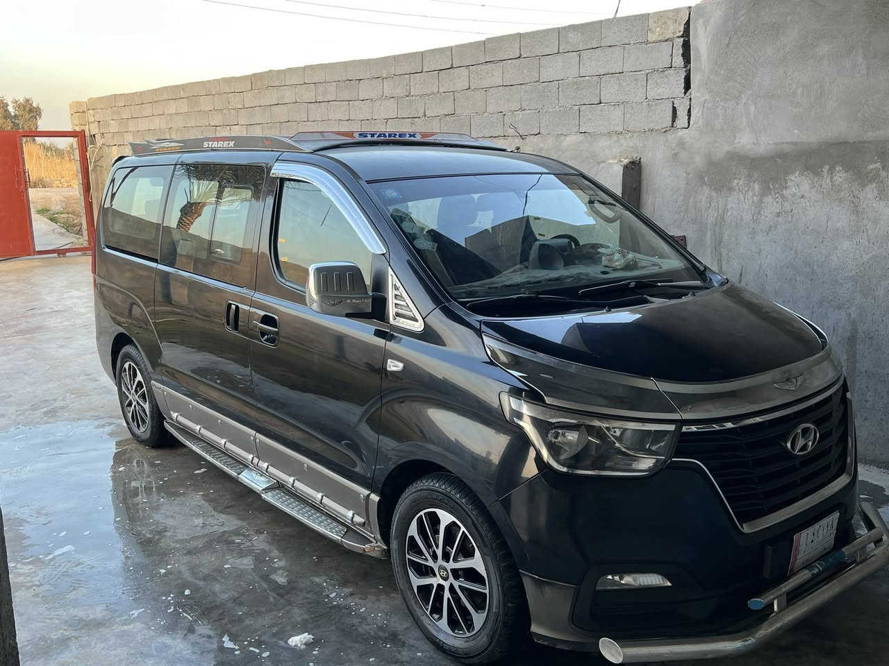 سلام وعليكم ستاركس لبيع موديل 21اصل بيهة قطعه وحده فقط رش كوريه الباغي كفاله عل سونار جاهزه من كلشي تحويل ثاني يوم مكينه نص مجول صفر اقل الشهر شادهة تخم تاير ويل في ايبي بك 20. 
***********
