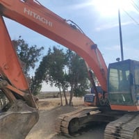 حفاره هيتاشي • 2004 • معدات ثقيلة