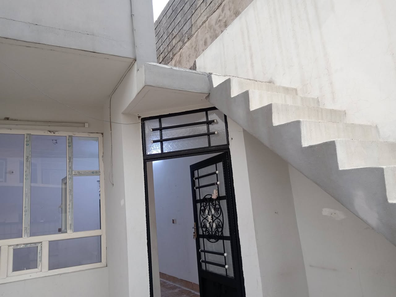 دار طابق واحد للايجار
المساحة / ١٠٠ متر
العنوان / كركوك حي النصر الثانية قرب مستشفى الولادة والأطفال
الإيجار الشهري / ٣٠٠ الف
للاتصال / ***********
