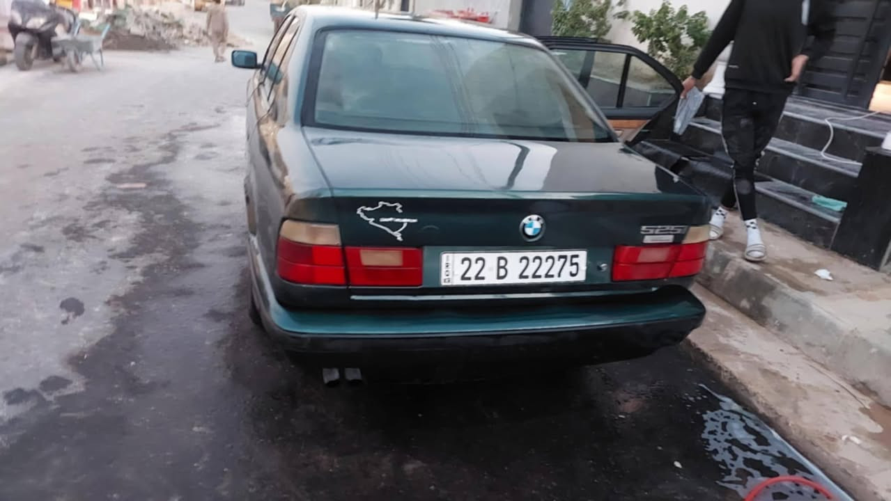 بي ام مديل1993 رقم اربيل نكليزي بسمي كير محرك مكفولات حداديه جديده تخم تاير جدد شواصي بلاد تبريده شغال تدفئه شغاله كهربائيات كله شغاله السعر 57 بيه مجال ***********
