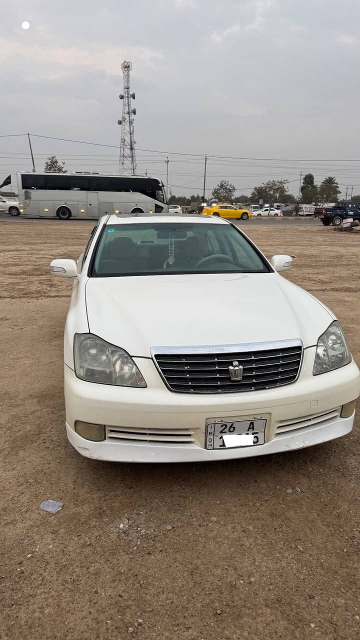 السلام عليكم تويوتا شاهينه 2004 أصوليه  للبيع او مراوس رقم صلاح الدين إنكليزي شرط التحويل مكفوله من الصبغ ما عدا بارد في الحاملغ الخلفي الأيسر 3 دكم شاشه 6بصمه قطعتين تبريد برده خلفيه كشنات وستيرن كهرباء 
ملاحضه يوجد ضعف في لاستيك ولف
السعر 148 و بيها مجال بسيط  
العنوان صلاح الدين الدجيل للاستفسار ***********
