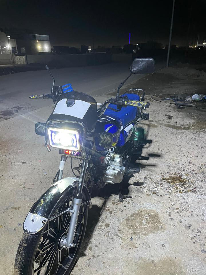 ماطور للبيع 24نضيف يرادله ترتيب
سعر700مكانه الرمادي ‭0785 728 6319‬
