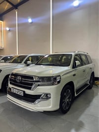 لاندكروز • ٢٠٢٠ • ٨ مقاعد