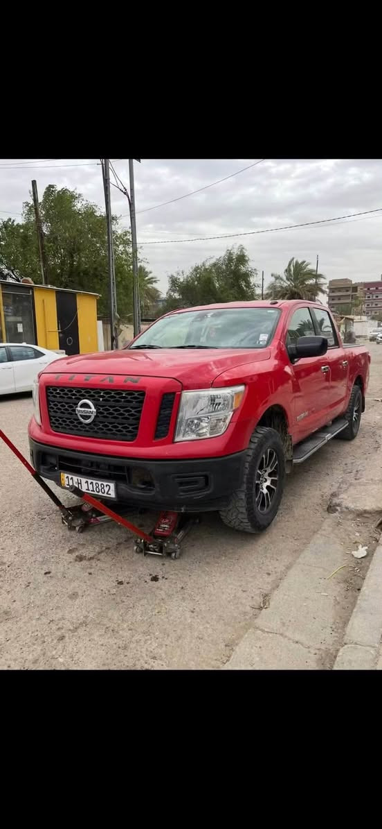 شعندك مراوس ( بيك أب ) نزل فقط مراوس!!!!
اخوان نيسان تيتان 2021  
رقم بغداد الجديد 
كير مكينه نضيفات
صدر جديد صار شهر من شادة 
تايرات جديدات 
سياره حلوه ومرتبه 
مكان السيارة كوت مركز مدينه
للتواصل ***********
