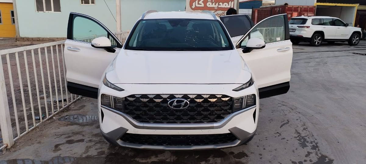 محرك 2500 تنفس طبيعي.
ماشية 37 ألف كم
 دفع رباعي فور ويل
سايد بريك كهربائي 
 شفتات بل ستيرن
تحديد مسار
مثبت سرعة
 تنبيه الخروج عن المسار
رادارات أمامية وخلفية وجانبية
مراقبة النقطة العمياء
أوضاع قيادة متعددة
 نظام ABS

نظام مراقبة ضغط الإطارات TPMS
شاشة كبيرة
 نظام صوت هارمن
 تبريد قطعتين
 منافذ USB

 لايت LED
  التوقف الذاتي
 كير بنظام الازرار  المنفصلة 
- هاند بريك بصمة 
‏ - Auto Hold  أوتو هولد
- خاصية ISOFIX   ايزو فكس قفل الاطفال
- نظام مانع الانزلاق
- نظام نزول المنحدرات.
- نظام اطفاء المحرك (A) ذاتيا في الازدحامات لتوفير الوقود
- حساسات ضغط الاطارات_
-كامرة اضافية تقنيه 360 درجه
-ميزة التوقف الذاتي للمركبة منعا للاصطدام عند القيادة او الرجوع
-المركبة تعيد نفسها للمسار الصحيح عند عدم الانتباه 
-نظام القيادة الذاتي الذكي في الشوارع المخططة 
-مثبت السرعة Cruise وميزة التباعد عن المركبات
السعر ب 195 وبيهه مجال


**إذا كنت صاحب هذا الإعلان وتريد حذفه لأي سبب، رجاءا أرسل رسالة إلى الدعم الفني**