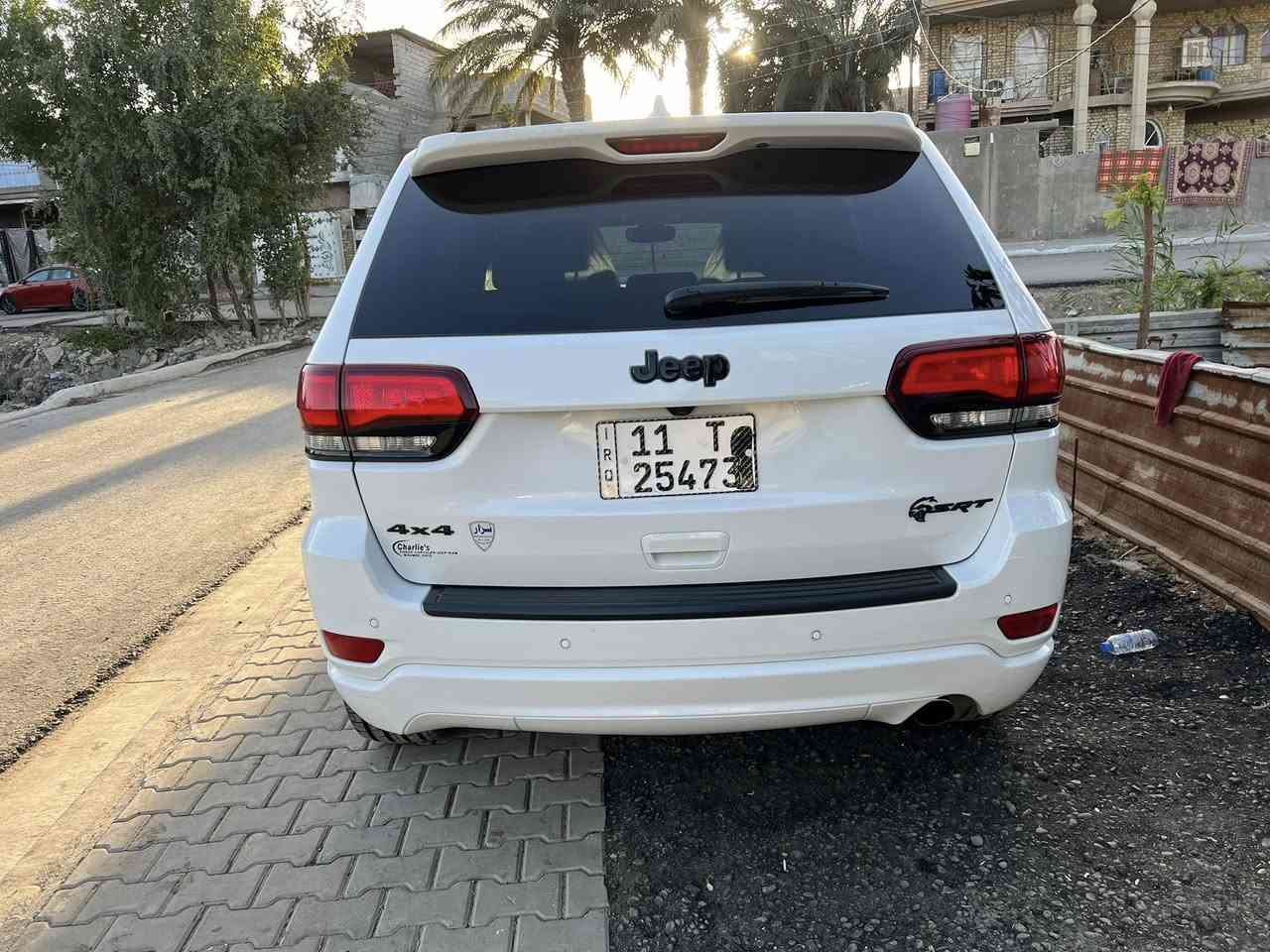 ياالله جيب لاريدو موديل 18لبيع مستعجل والله عنوان بغداد***********
