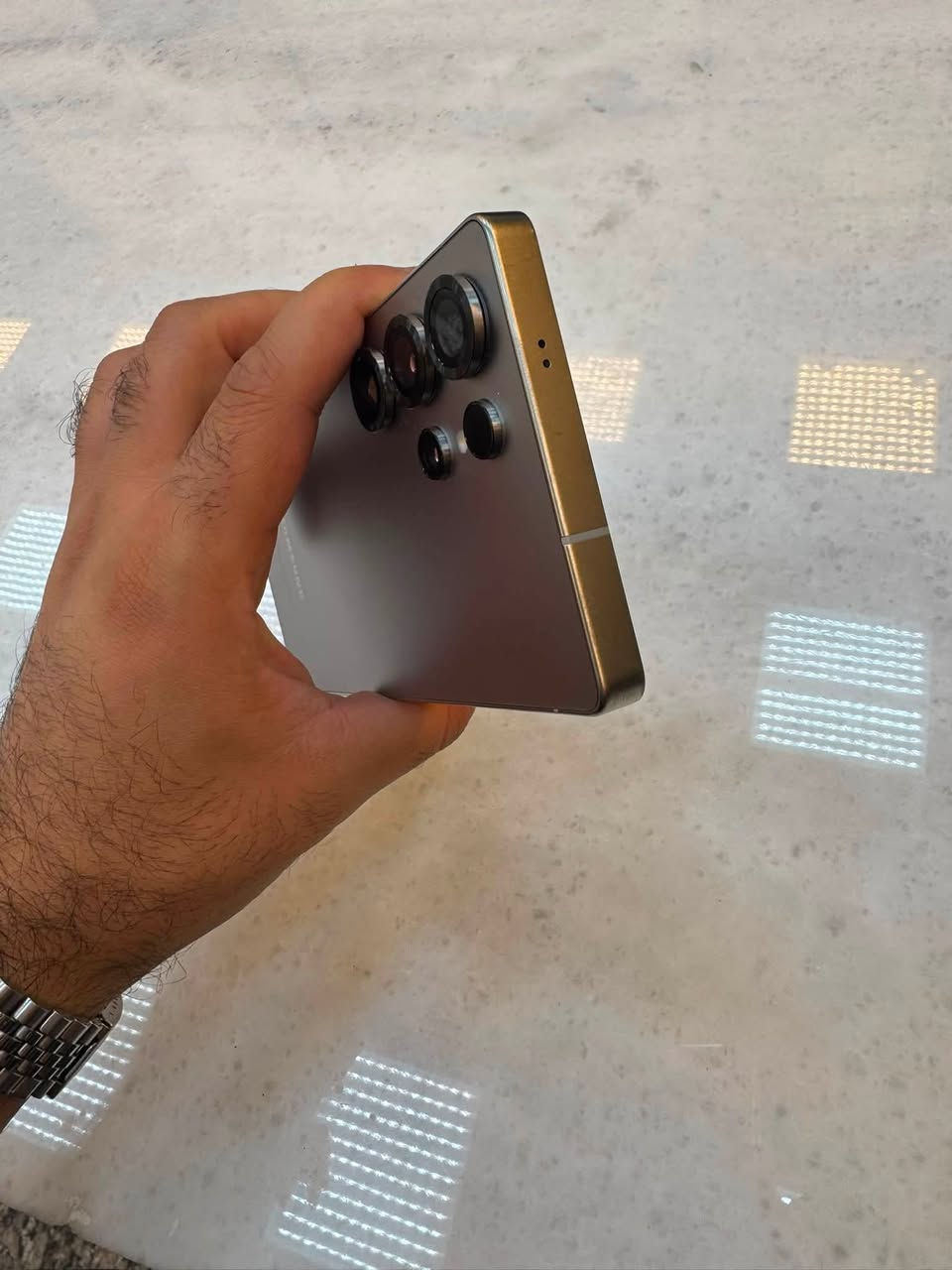 S25 ultra 256gb
جهاز نضافة 100 بالمية وكالة عين الفهد للبيع 
السعر مليون و٥٠ الف مكاني بغداد
***********
