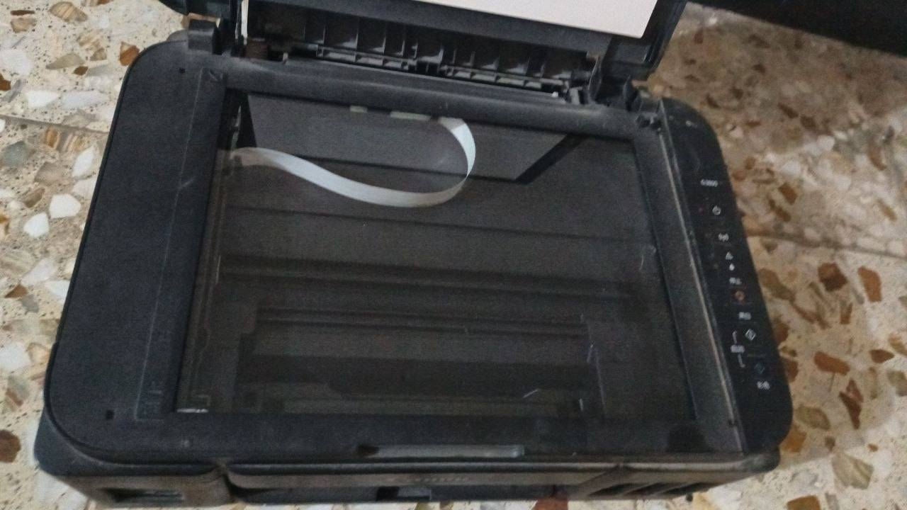 عندي طابعات 2 بيهن خلل وحده شتغلت ايام وصار بيه خلل انطيني سعر باليرضي الله


**إذا كنت صاحب هذا الإعلان وتريد حذفه لأي سبب، رجاءا أرسل رسالة إلى الدعم الفني**