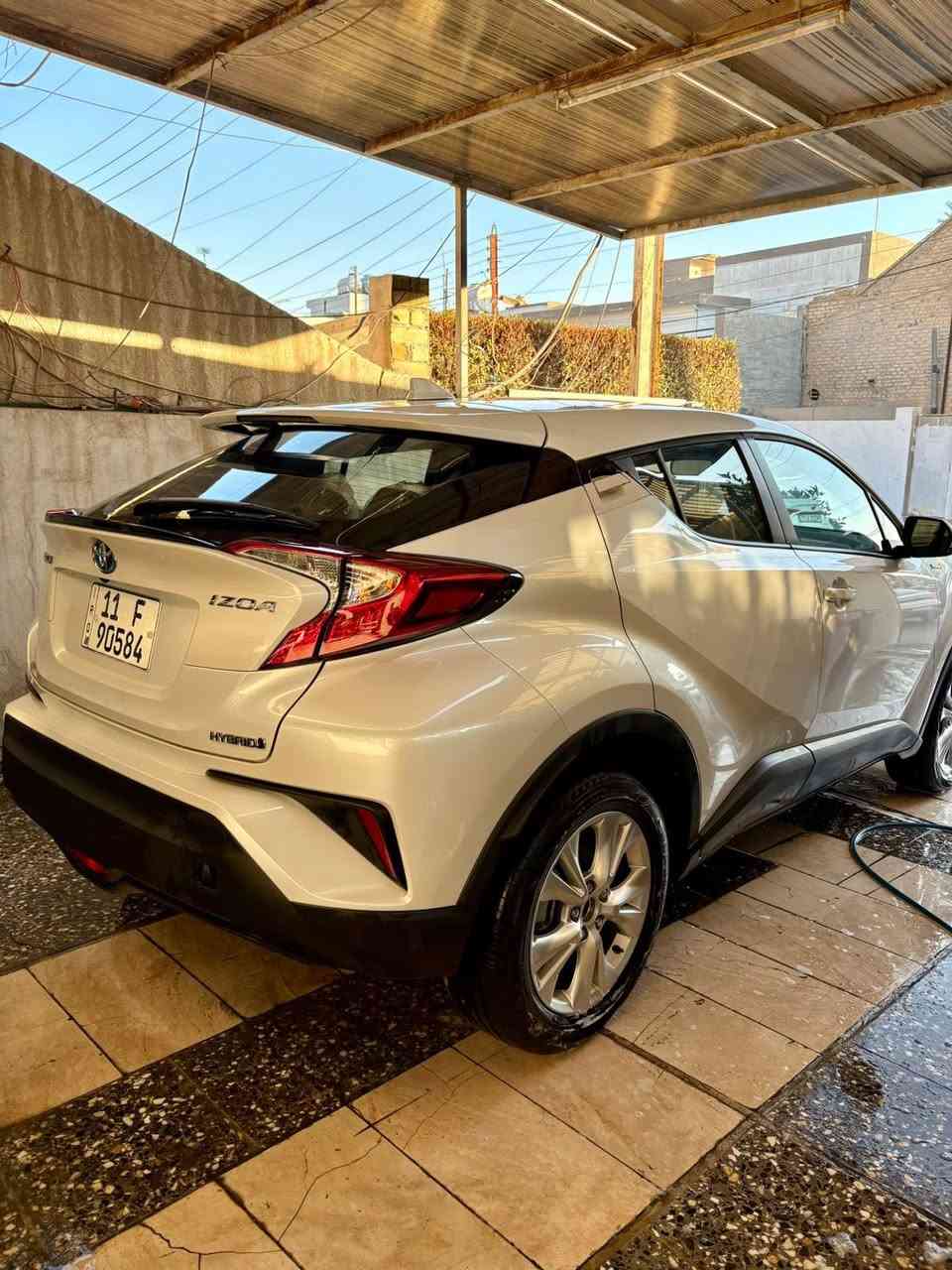 السلام عليكم تويوتا CHR 2024  رقم بغداد باسمي زيرو ماشية 700 كيلو
فول مواصفات 1/1
محرك 2000
جلد
كرسي كهرباء
اشارة ترحيب
زنون
سلايد
اوتوهولد كروس سرعه
وباقي المواصفات معروف
السعر : 170 $ قفل
بغداد / المنصور
***********
