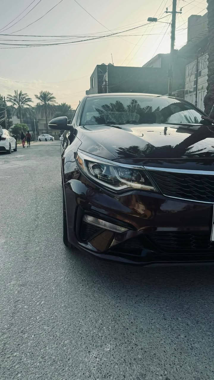 كيا أوبتماموديل2020 وارد امريكي سياره نظيفه جدا محرك كير صدر تايرات جيده جدا بدون حادث سعرها140 ورقه قفل مكانها بغداد وهذا  رقم التلفون*********** بغداد, العراق
