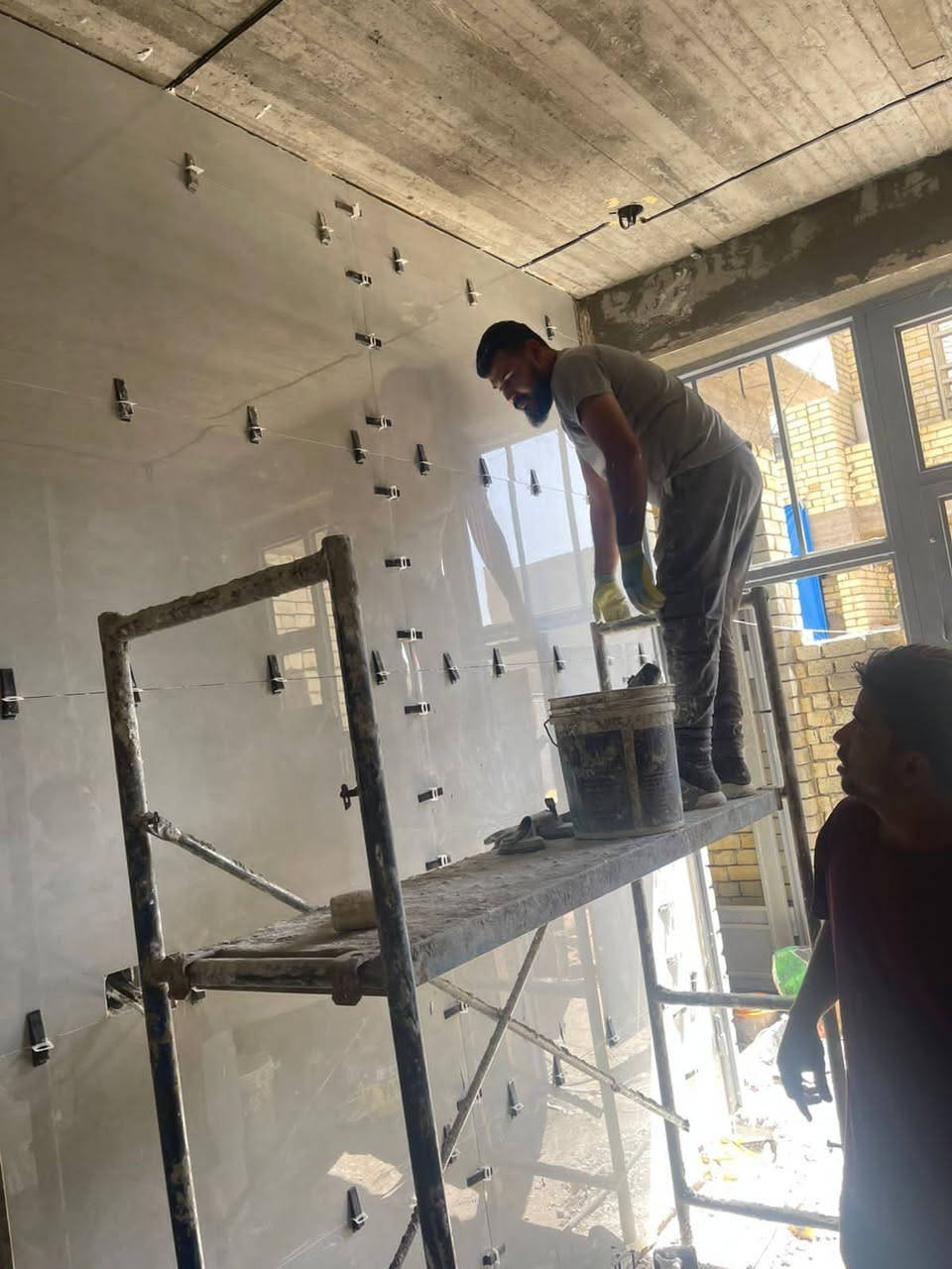 متفرغ حالين مكاني زعفرانيه ***********
