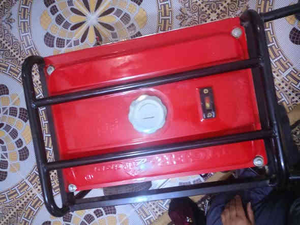 السلام عليكم مولد تايكر احمر مال بيت وادي  مضمون ومكفول محرك وداينمو ملف نحاس  وكلشي شغال بي إي نقف ماكو تشغيل عن بعد  رموت كنترول سلف وبكرة  ونظيف نضافة 💯💯 كما موضح بصو اتواصل خاص او ع رقم 👇 ***********. نف تفحص يلة  تشتري بعقوبة
