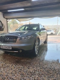 انفنتي FX35 • تايرات جديده • اعظميه