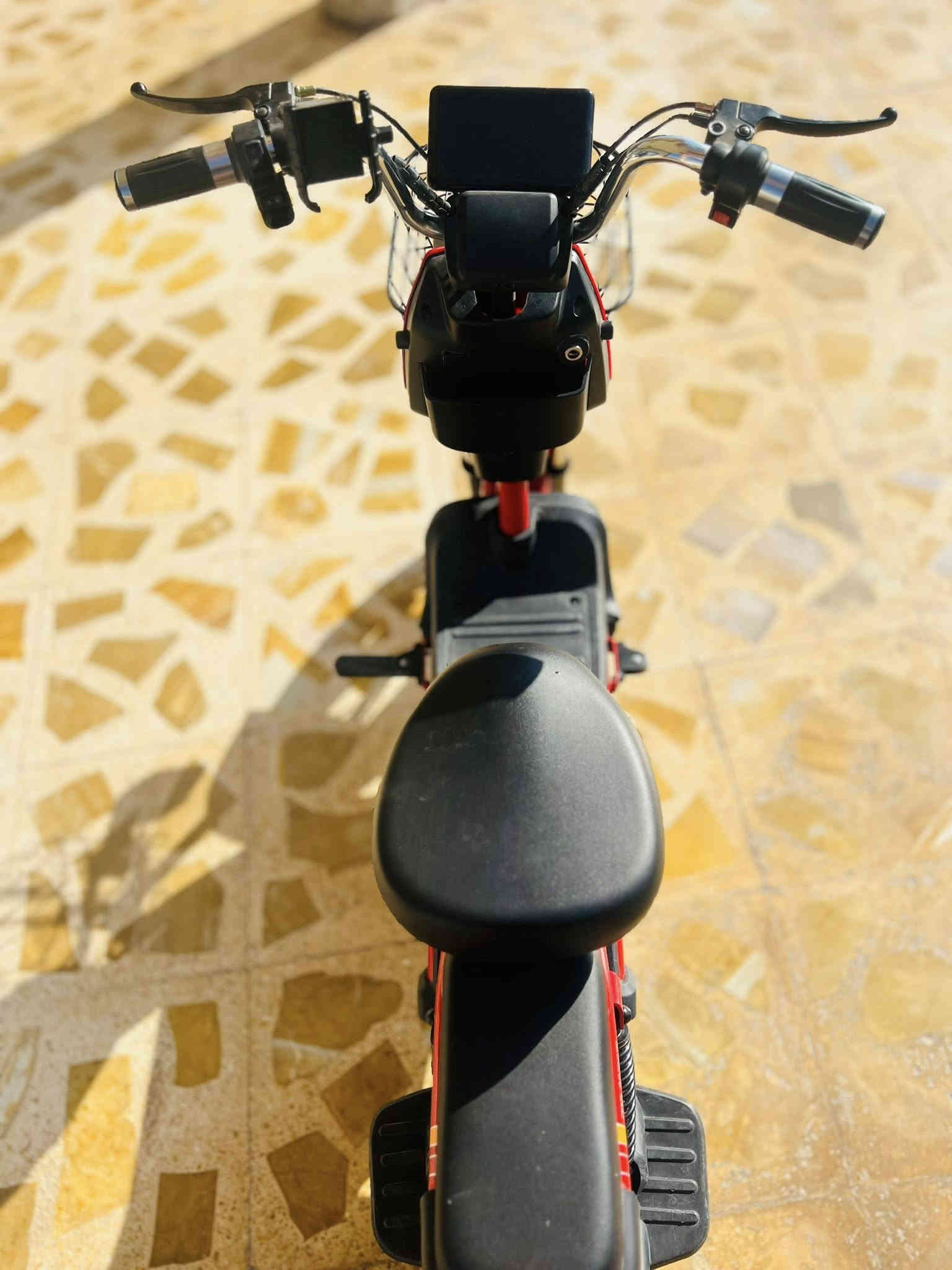 #للـبـيـع_دراجـة_شـحـن
#حـجـم_14_ضخم
#مـوديـل_2025 
#اربع_بطاريات_شرط_مايصرف_شحن
#سـرعـة_55

#كـامـل_بـدون_نـقـص
#الــســعــرر_260_وبي_مجال
#مكاني_بيجي_قرية_المزرعة
***********
