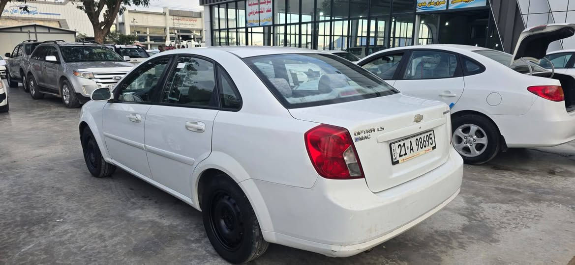 اوبترا 2011 اوتماتيك
رقم سليمانيه دولي جديد . 
گیر ومحرك ابشرط فحص . صدر تايرات جديد 
بيها قطعتين . بدون دواخل صور السونر مرفق 
*********** عنوان . كلار . 
سعر 80 مجال قليل
