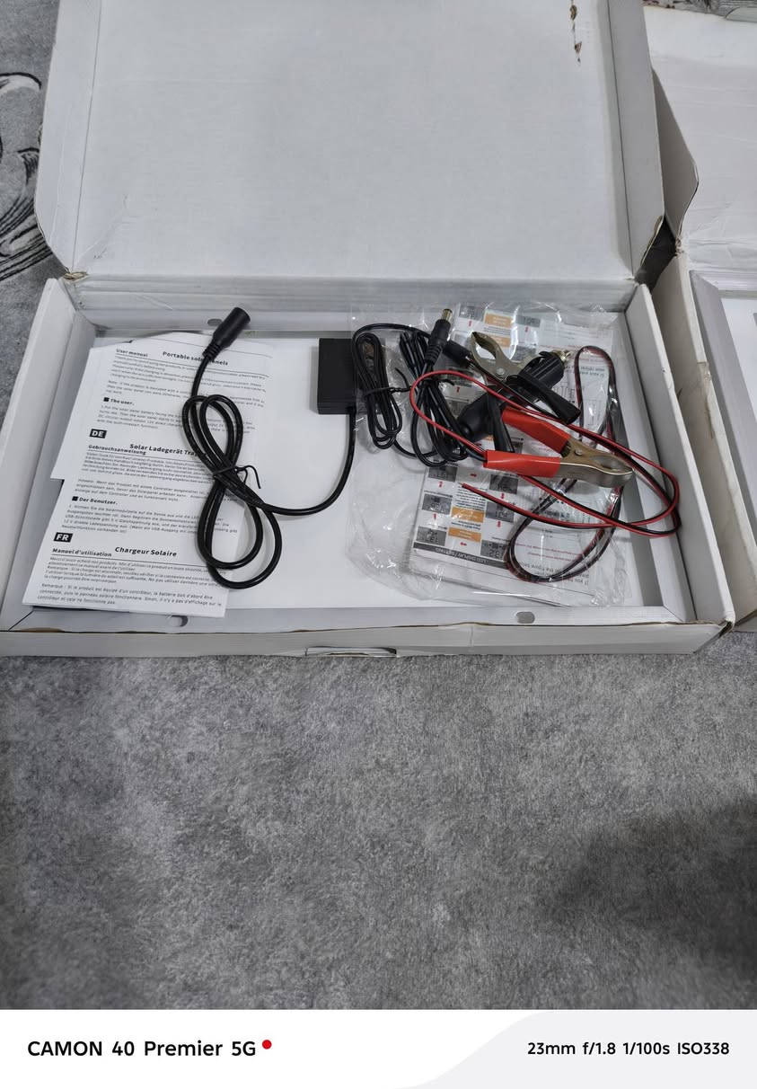 السلام عليكم
للبيع 

متعلقات طاقة شمسية 

اللواح طاقة شمسية 

ثلاث قطع حجم واحد مع كيبلاتهن وتوصالاتهن الواضحات بالصور  سعر القطعه منهم 15 الف 

قطعه ذات الكارتون الابيض اكبر بقليل سعره 20 الف 

انفريتر صغير ذو اللون البرتقال عدد واحد سعره 15 الف 

الاعاكسة خضراء اللون سعره 50 الف 

ملاحظة صغيرة / امور الواطية وشكد يشغل ثقوا ما اعرفه ولو اعرفه جان كتبته ابيع هل موجود ما اعرف بالتفاصيل نرجوا مراعاة ذالك وعدم الزعل 

اليخدمنه يتفضل ونكون بخدمتة ويدلل علينا مع جزيل الشكر


**إذا كنت صاحب هذا الإعلان وتريد حذفه لأي سبب، رجاءا أرسل رسالة إلى الدعم الفني**