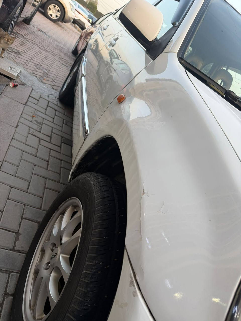 .السلام عليكم 
تيكو موديل 11 كير ميكانيك محرك كورلا محور 
سياره بلادي مكفول من الضرب لا تبديل 
كير محرك تبريد مكينه كفاله عامه 
تخم تاير شواصي مكفولات بلادي 
دوخل نظيفه سياره حلو معنا الكمله بل عافيه ياخذها 
رقم بغداد مشروع وطني بسمي تحويل ثاني يوم 
سعار سياره 58بي مجال شي بسيط 
العنوان بغداد الحبيبيه نتصل تدلل 
***********
