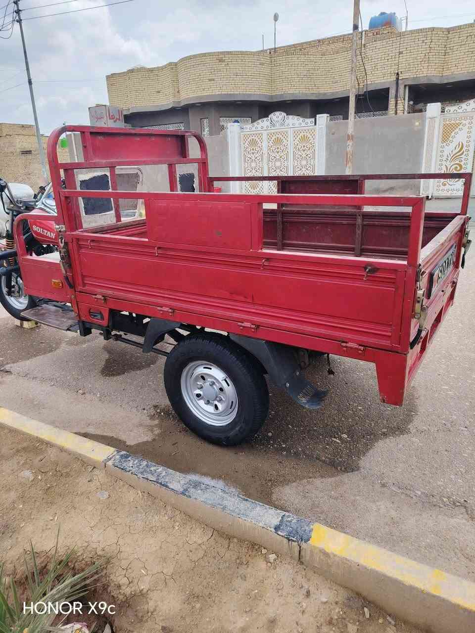 سلام عليكم شباب ستوته للبيع موديلها 19 وكيله سيد خلدون الشراي يتصل على الرقم ***********
