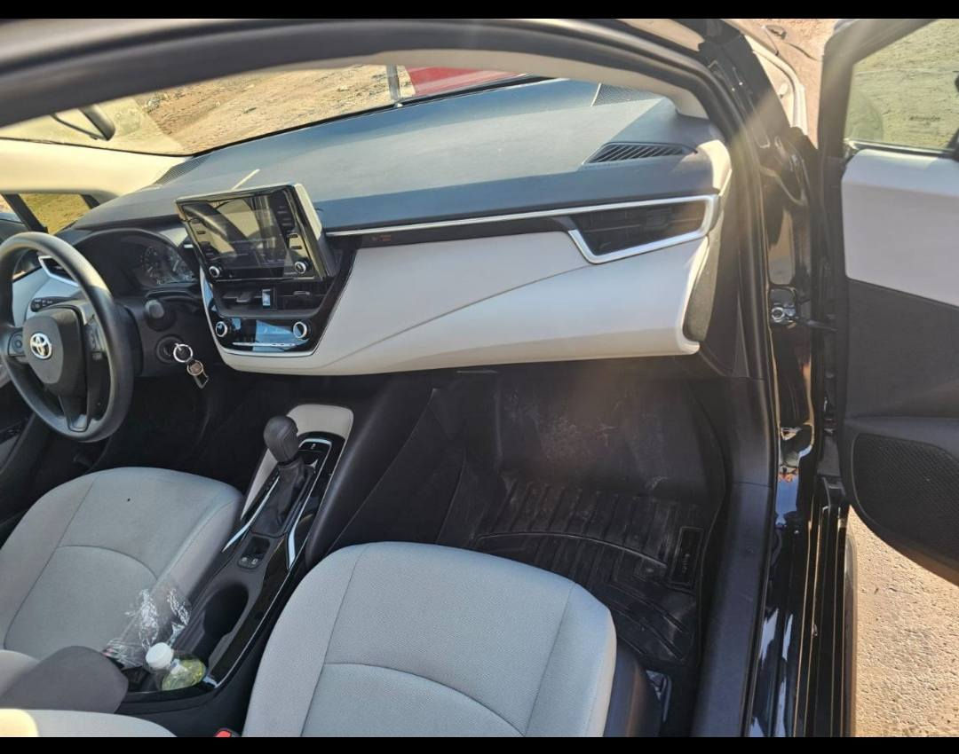 كورلا وارد امريكي 2022 معوقين دخول 2024 رقم مثنى الجديد حادثها بنيد وچاملغ جهة السايق مواصفات LE محرك 1800 تنفس طبيعي ماشية تقريبا 34 الف سيارة نظيفة جدا وباقي المواصفات معروفه :
شاشة وسائط
نظام ملاحة / خرائط
أوامر صوتية 
حساس امامي 
تنبيه مغادرة المسار
حساس ضغط الاطارات
كاميرا خلفية
مانع انزلاق
أبل كار بلاي
رادار
مثبت سرعة
أندرويد أوتو
ملاحظة / السعر 138  غير متواجد على الفيس للاستفسار الاتصال على الرقم ***********  أبو كرار
