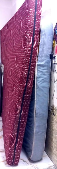 دوشك • حجم جبير • نظيف