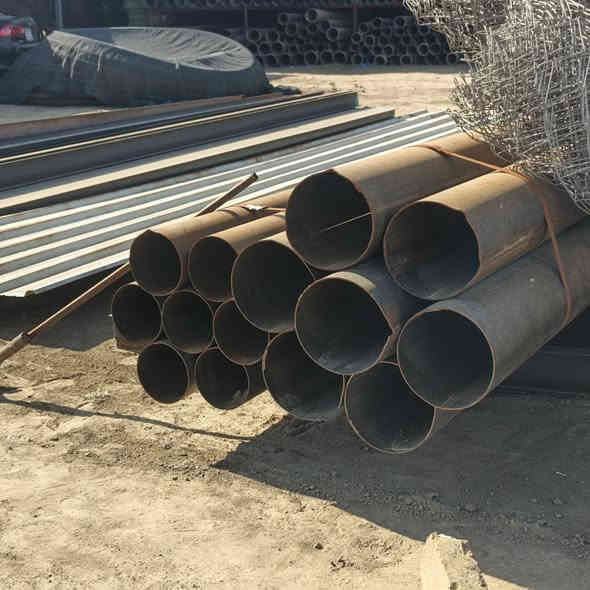 بواري  حديد  قطر 40طول 6متر
بواري  حديد قطر 6سانتيم  طول 6متر 
بوري حديد 10سانتيم  طول 6متر  
بسعار   مناسبه  ***********
