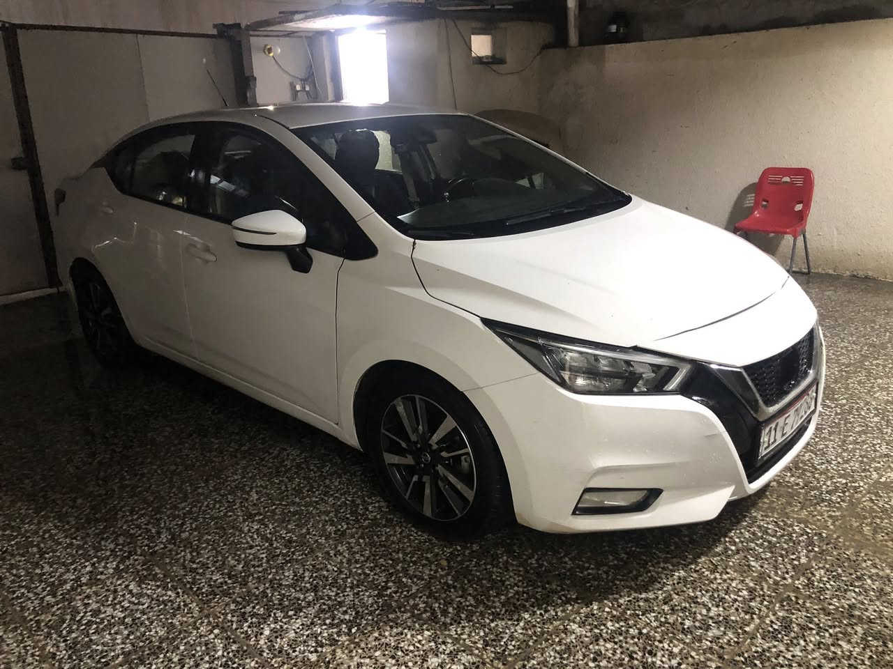 يالله   السلام عليكم    اخوان نيسان سني مكسيكي     لا صيني ولاهندي ولا مصري   موديل ٢٠ رقم بغداد بيه صبغ  ماشيه بحدود ٦٠ الف  مكانه بغداد الغزاليه   سعرها ١٢٠ بيع او مراوس ماكو مشكله     سياره بأسمنه ***********
