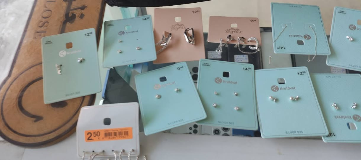 الي يفيدنه ينطي بيهن سعر


**إذا كنت صاحب هذا الإعلان وتريد حذفه لأي سبب، رجاءا أرسل رسالة إلى الدعم الفني**