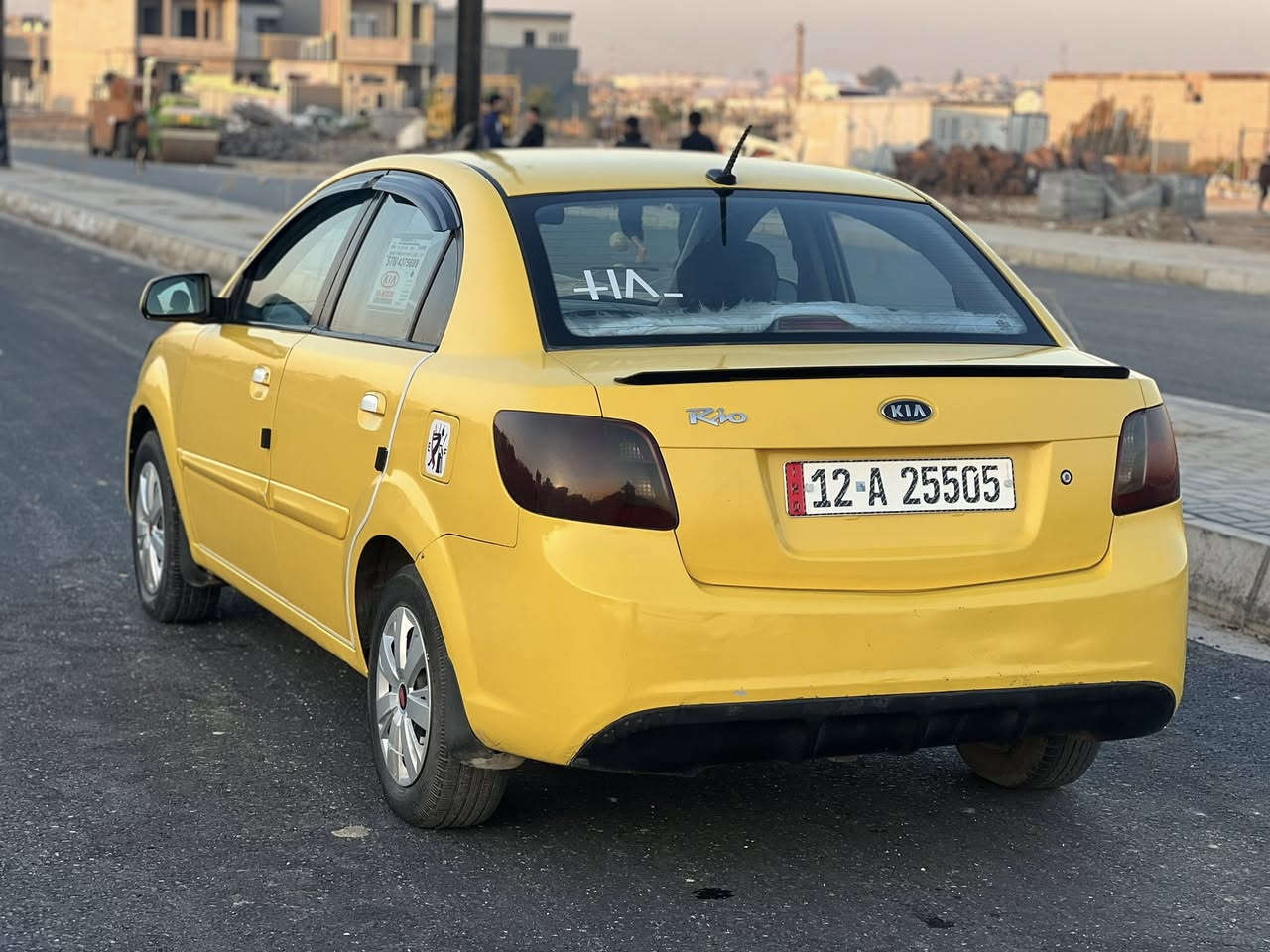 ريو موديل ٢٠١١
فول عادي 
امريكي محرك ١٦
السعر ٨٥ بيها مجال
ضرر جاملغ يسار وبين البابين طخه خفيفه
للتواصل *********** واتساب
