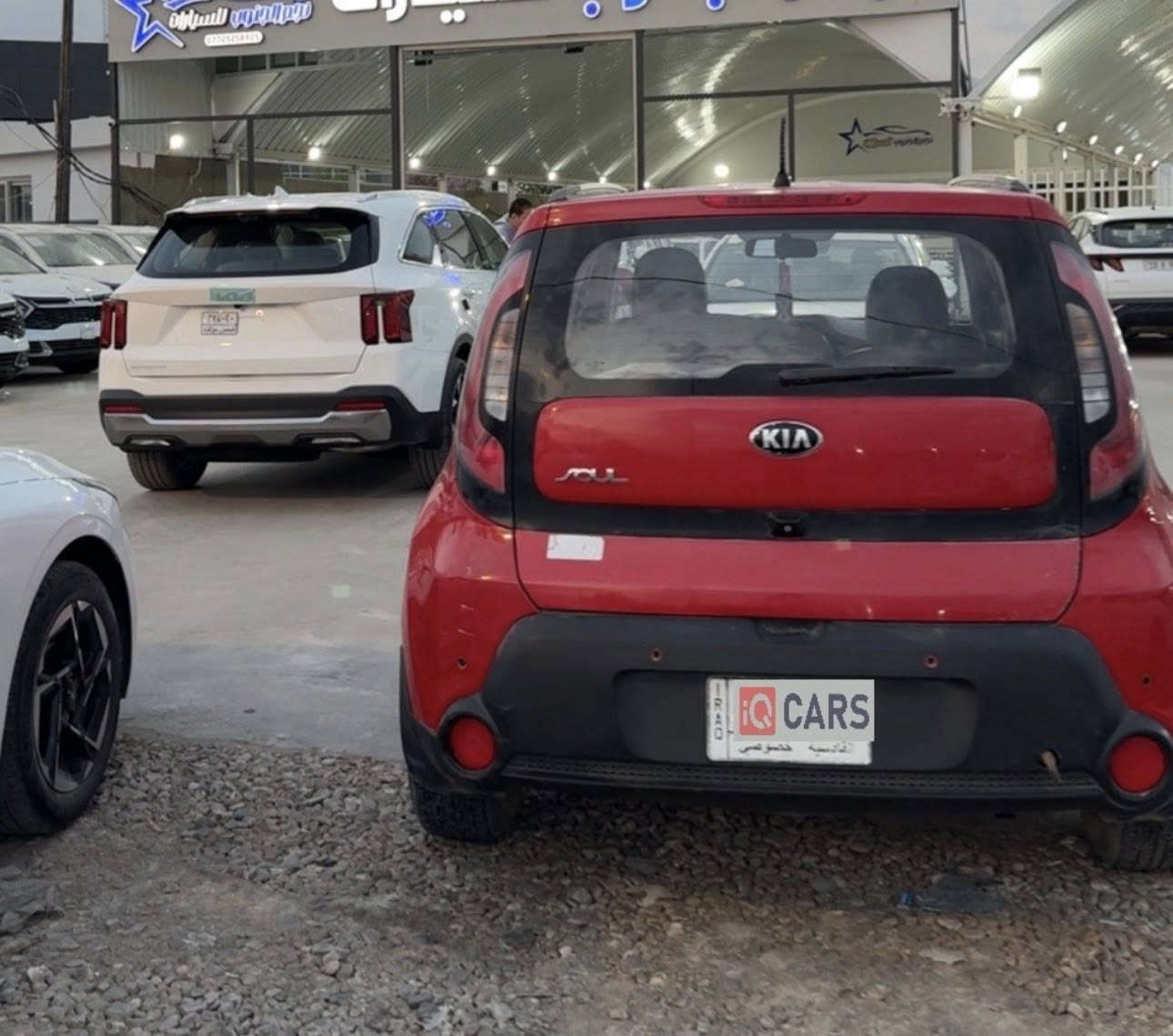كيا صول 2015
خليجي محرك 1600 
جديدة ماشية 50 
مكفولة عدا بيها بارد بالجنطة صغير مامبين 
للاستفسار ***********
