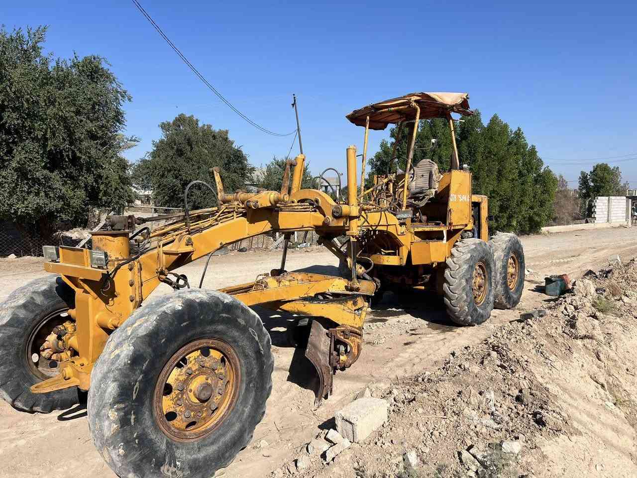 للبيع كوماتسو ٣٧ بدون واسط الدبوني 
***********
