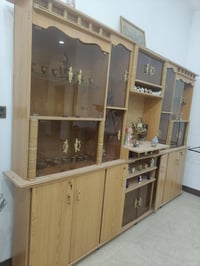 معرض للبيع • عرض ٣م • سوق الشيوخ الحي العسكري