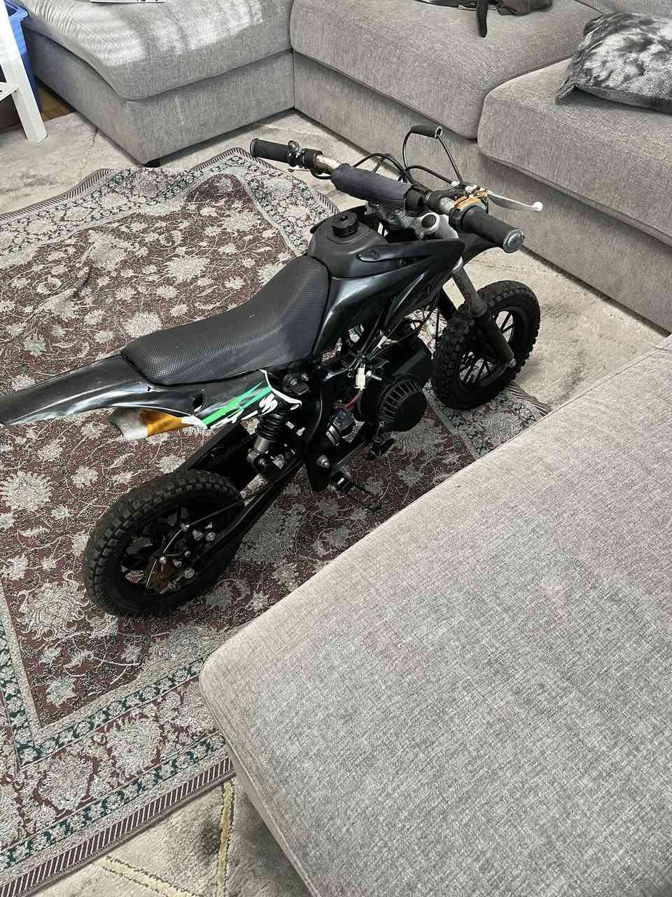 للبیع متوفر  شغال بل بنزین ۲٥٠$


**إذا كنت صاحب هذا الإعلان وتريد حذفه لأي سبب، رجاءا أرسل رسالة إلى الدعم الفني**