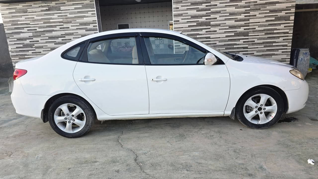 النتره موديل 11 رقم اربيل سنويه وهزه جديده ٢٠٣٠ بأسمي السياره  بيه صفحه رش بدون دواخل سيار نظيفه مكينه 1600 وكير مكفولات مال جناي مكان بابل جبله الاستفسار ***********
