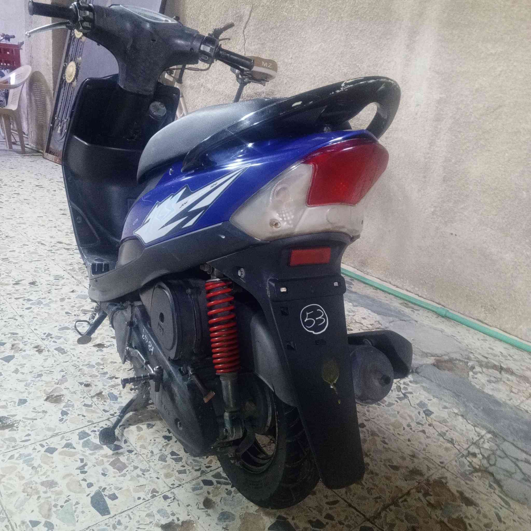 :سلام عليكم 
:ماكس للبيع 
:الدراجه خير من الله مناقصه بس 
:باتري: 
:اشاير 
:سكن
 :قبق فلاوين 
:الدراجه بيه صالنصه Fm 
:ولبلاديه موجوده 
:الاستفسار:***********بي واتساب 
:السعر خاط ولمو شراي ليتعبني 
:معلومه الي يدور اوراق ماكو(كلك )
