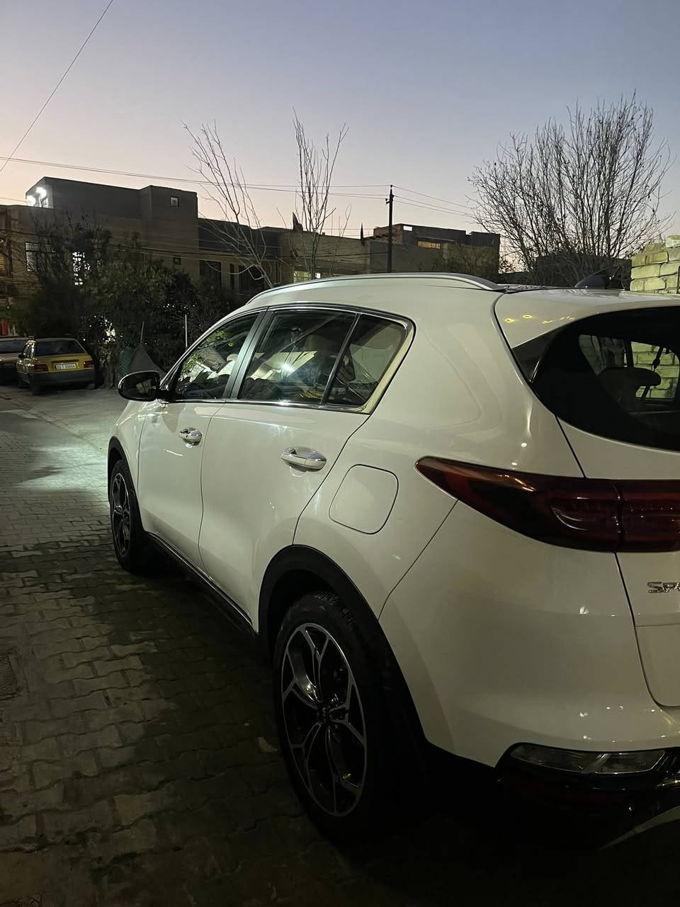 بسم الله الرحمن الرحيم
سبورتج جيتي لاين ٢٠١٩ خليجي
فوول مواصفات 
داخل عسلي 
رقم بغداد انكليزي 
مواصفات الجيتي معروفة ميحتاج اذكرهن
ماشية ١٠٥ الف
السعر ٢٠٥ ورقة
بغداد - الكريعات
***********
