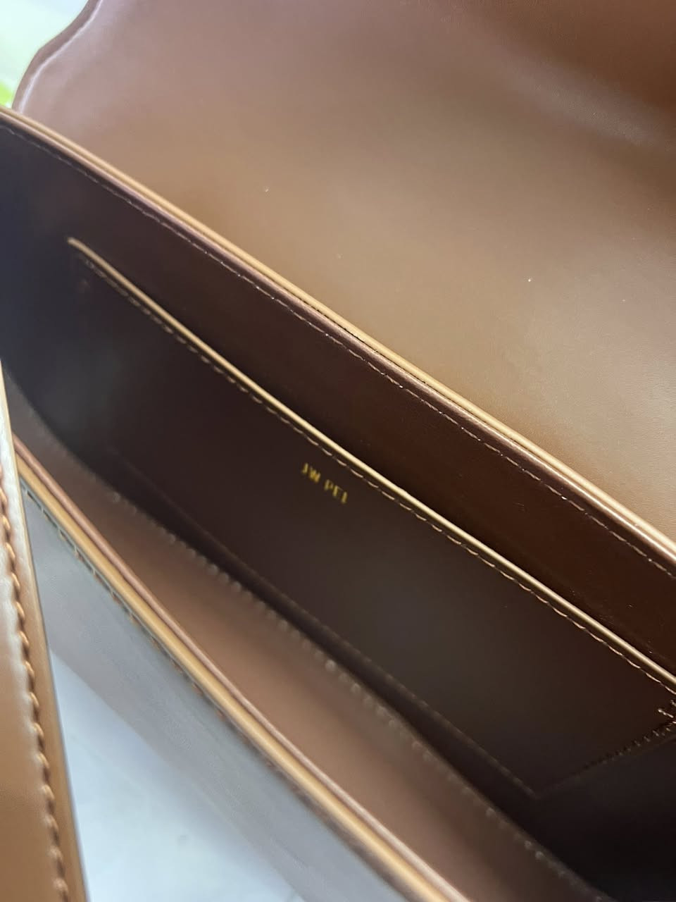 جنطة بهل جمال من ماركة Jw PEl الغنية عم تعريف  سعرها ب٤٥. واصل لباب بيت


**إذا كنت صاحب هذا الإعلان وتريد حذفه لأي سبب، رجاءا أرسل رسالة إلى الدعم الفني**