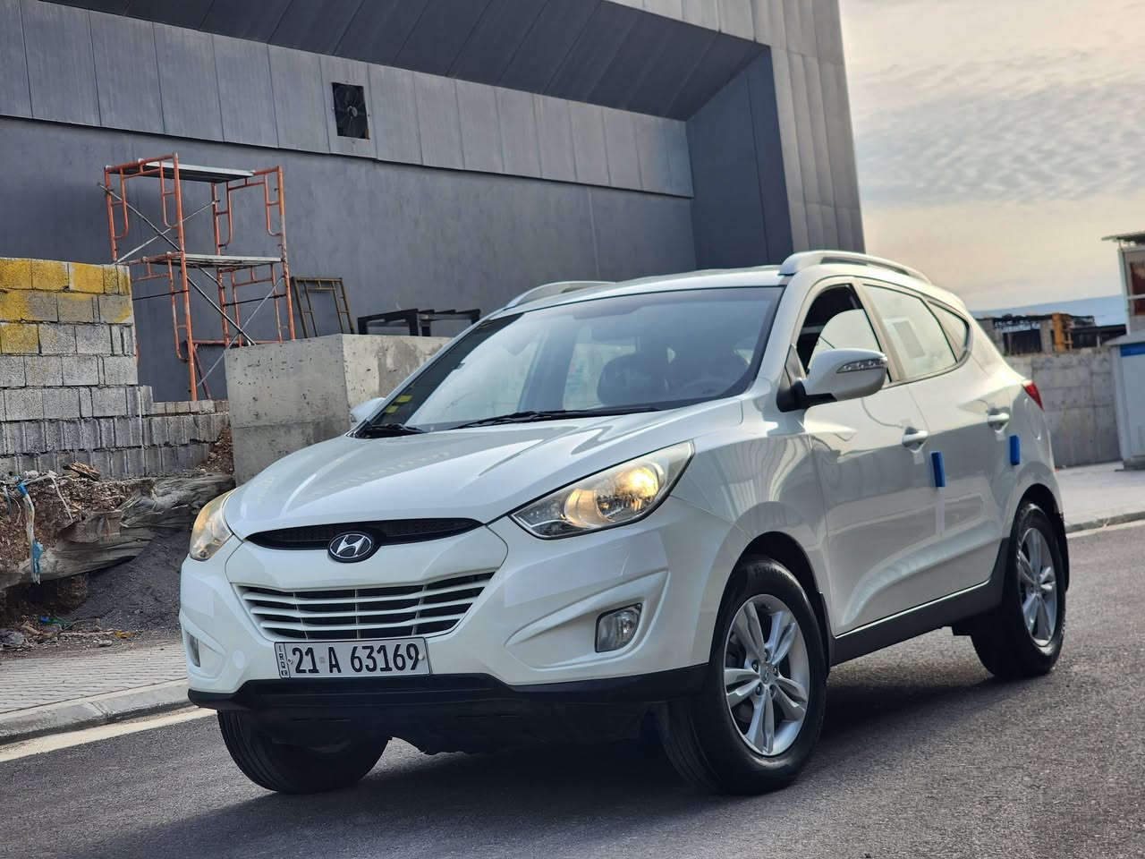 سلام عليكم اخوان اقره المنشور زين فقط بيع بدون مراوس
للبيع توكسان خليجي موديل 2010 شكل 2012 ..سياره خليجي مكينه 2000 دوش خليجي ..بدون صبغ فقط الدمار مال صندوك الخلفي جوه رقم بيه صبغ بسيط اثر طخه بسيطه ...السياره كلش حلوه ونظيفه ونفس صور ..مكينه بلادي مامفتوح لوحات جديده ب اسمي تحويل وكاله حاضر 

سياره مكانها #سليمانيه ..السعر $132 ورقه وبيه مجال لشراي يتصل ع رقم 

*********** واتساب موجود
