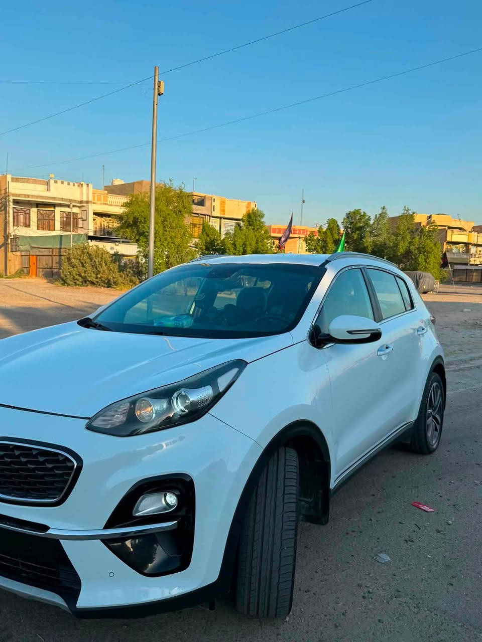 السلام عليكم شباب اني مكلف بالنشر للأستفسار اتصل وتدلل🚘 للبيع | كيا سبورتاج 2019 خليجي (شكل 2020) 🚘

✅ محرك 2000 CC DOHC
✅ تشغيل بصمة + بصمة أبواب + بصمة صندوق
✅ لايت زينون
✅ رقم بغداد الجديد باسمي (هزة وسنوية جديدة)
✅ مرايا شفط
✅ داخلية لونين (حمصي)
✅ تحكم بالستيرن
✅ تبريد مقعدين أماميين
✅ Drive Mode
✅ شاشة + كاميرا خلفية
✅ ماشية 110,000 كم

🔹 كفالة عامة من الصبغ والبارد والتبديل، بدون أي نقص.
🔹 السيارة بحالة الوكالة، نظيفة جداً، وجاهزة للفحص بأي مكان يختاره المشتري.

📍 العنوان: بغداد – حي أور

📞 للاستفسار: ***********

